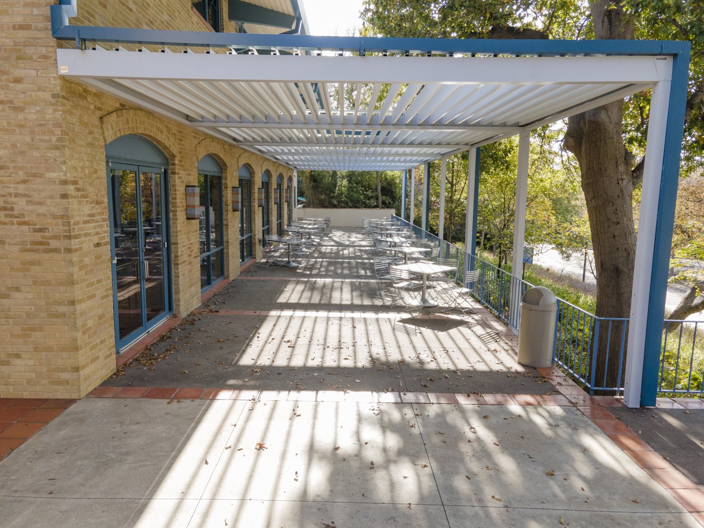 Wall-mounted-Albas-at-Cistercian-Prep-School-in-Irving,-TX-by-Victory-Awning-(2).jpg